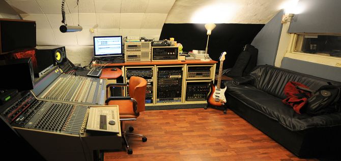 Mix room