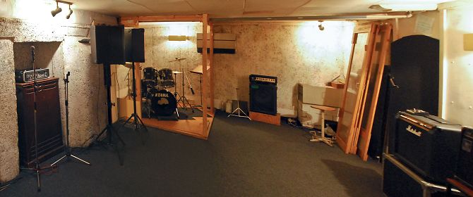 studio-2