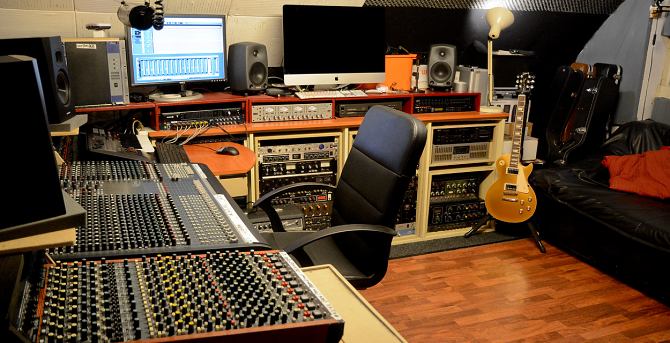 Mix room